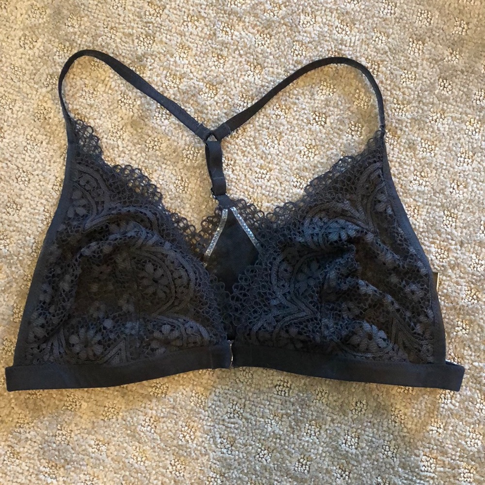 Victoria’s Secret Bralette Black brand new